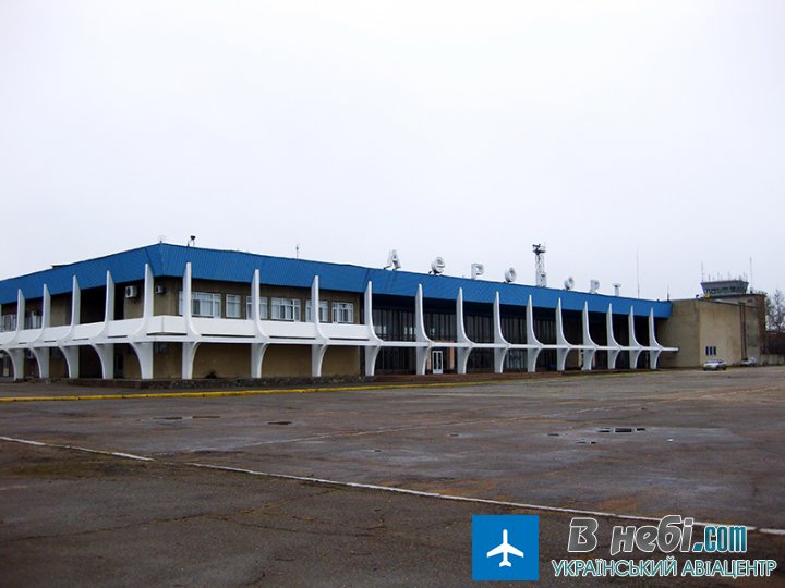 Аеропорт Небраска (Noyabrsk Airport)