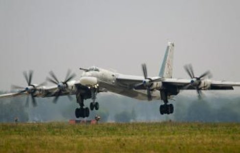 Базирующиеся в Приамурье ракетоносцы Ту-95МС возобновили полёты в тропики