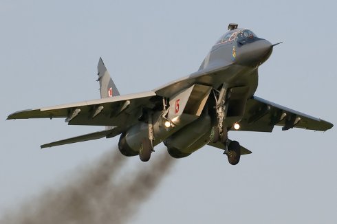 Поляки подняли свои МиГ-29 для перехвата российского самолета-заправщика