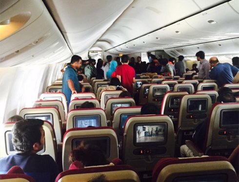 Пассажир Etihad Airways умер после 13-часовой задержки рейса