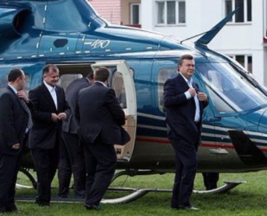 Вертолет, на котором сбежал Янукович, принес Украине убытков на 12 миллионов (Видео)