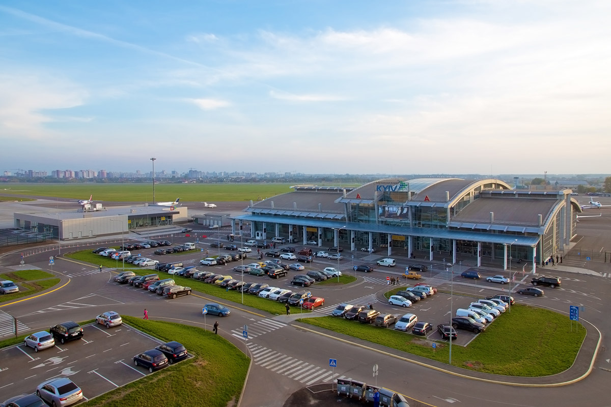 Аэропорт Киев возобновил работу