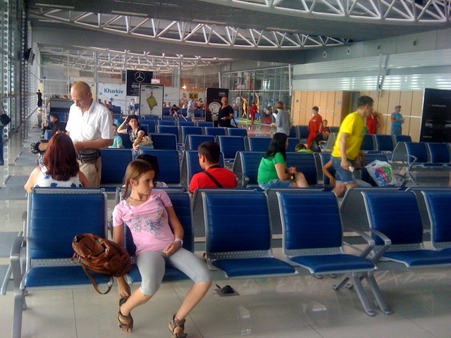 В аэропорту Харьков чартер в Турцию ожидали более 12 часов