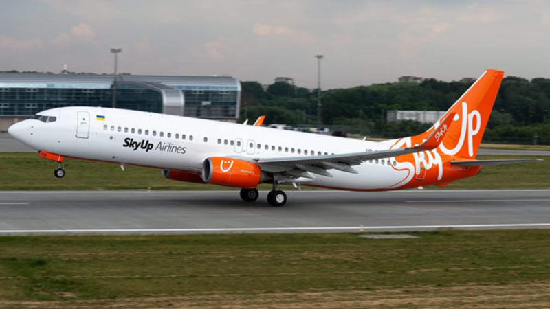 SkyUp назвала новую дату открытия регулярных рейсов