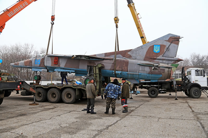 Одесский авиазавод пополнил экспозиции украинских авиационных музеев