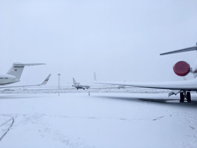 Аэропорты Киева работают в штатном режиме