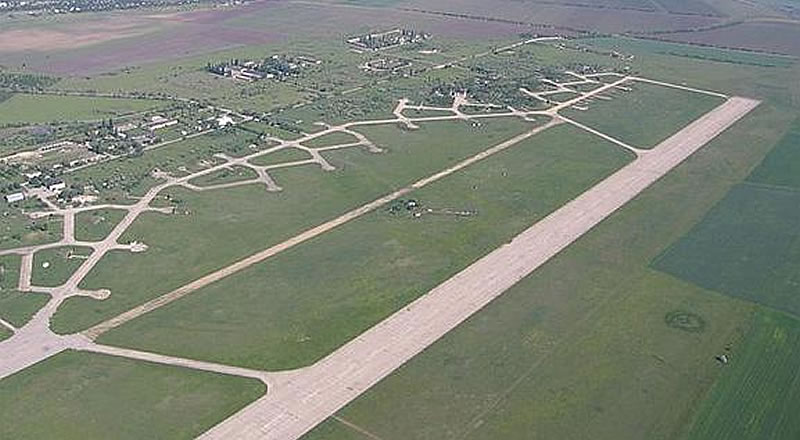 Херсонская ОГА обещает построить аэродром “Геническ”