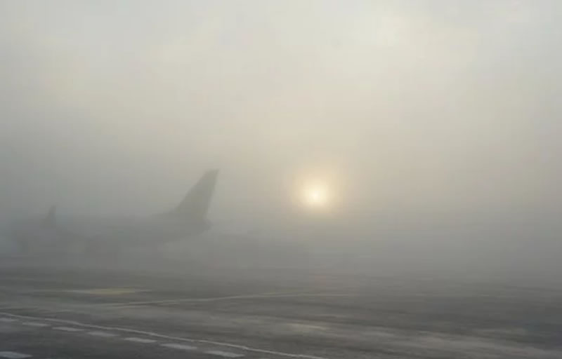В Жулянах - сильный туман