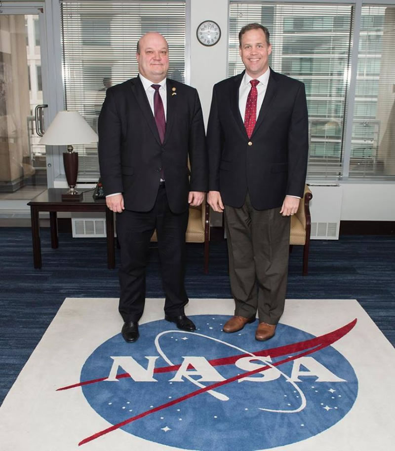 Посол Украины встретился с руководителем NASA