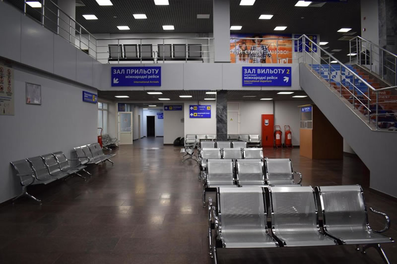 Министр инфраструктуры проверил николаевский аэропорт