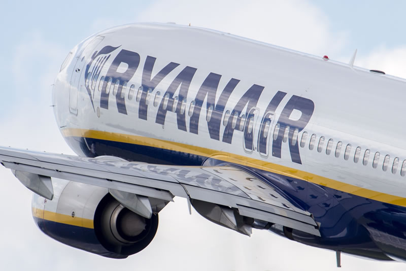 Ryanair заблокировала забастовку пилотов