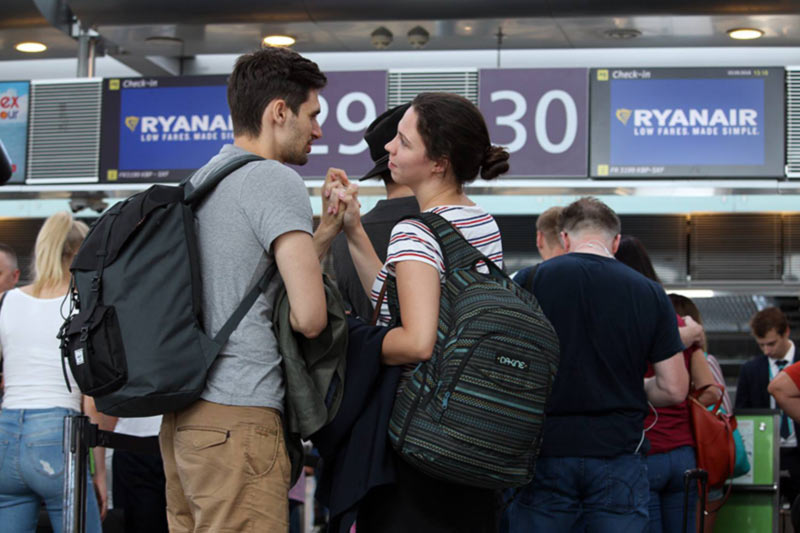 Украинцы стали больше летать и меньше ездить на поездах