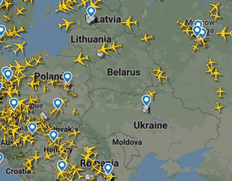Стремительное падение трафика в воздушном пространстве Украины