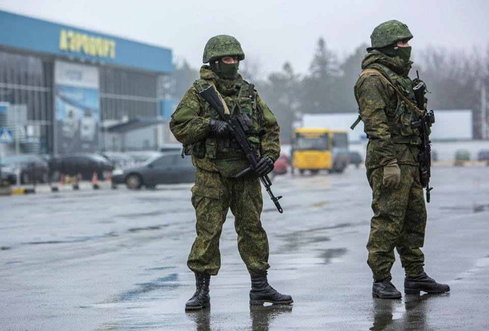 Прокуратура объявила в розыск пилота, летавшего в оккупированный Крым