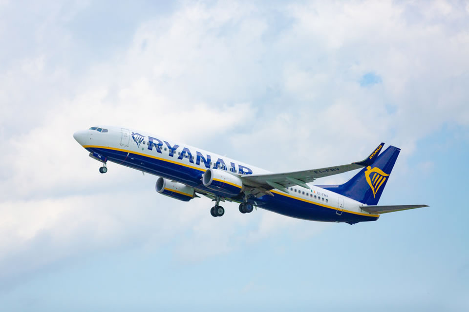Ryanair выполнил первый рейс по маршруту Будапешт-Львов