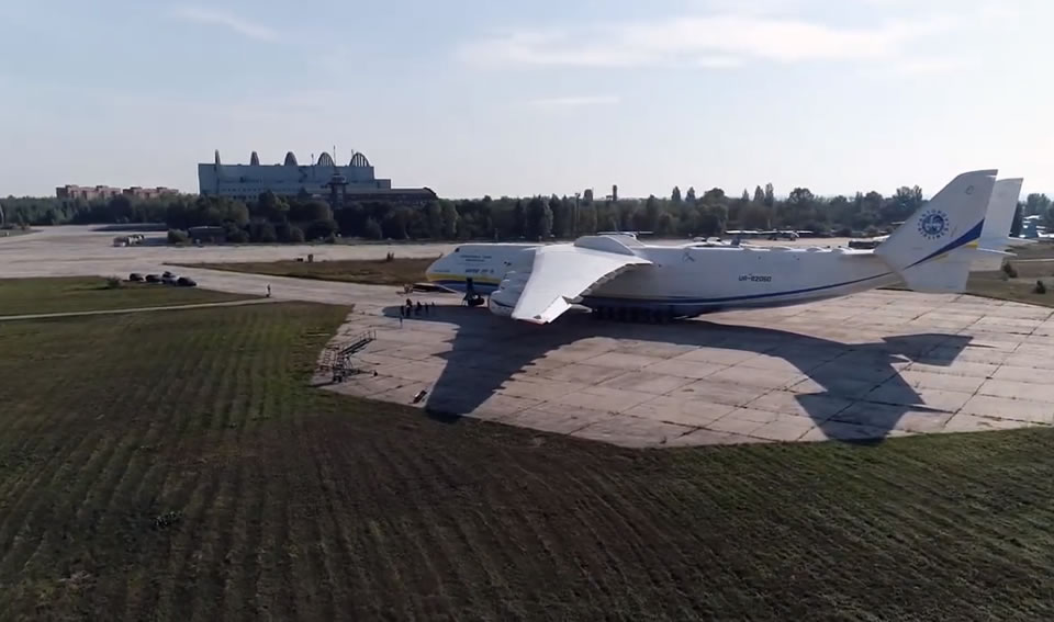 Один день из жизни самого большого транспортного самолета в мире АН-225 МРИЯ от проекта M2motors
