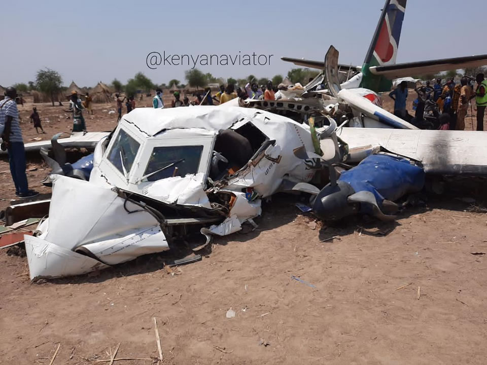 Появились фото Л-410, разбившегося в Южном Судане